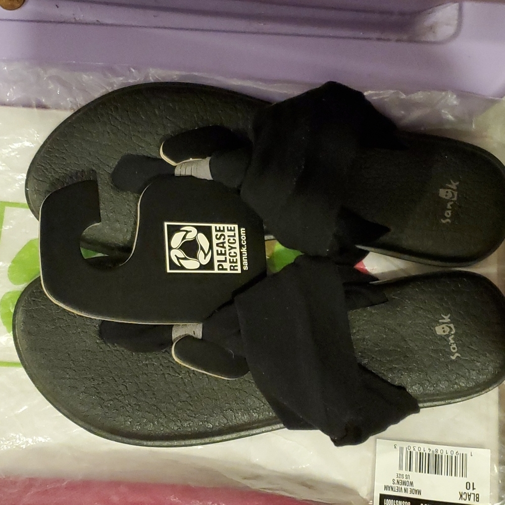 Women's Yoga Sling 2 Black Size 10 Brand New